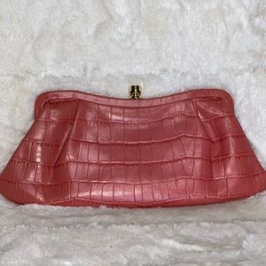 Banana Republic 🎀Pink Leather Clutch w Gold Clasp